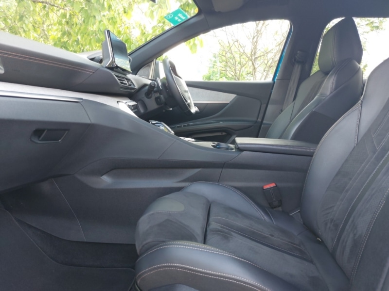 Used Peugeot 3008 2021 for sale - 76628789: Photo 5