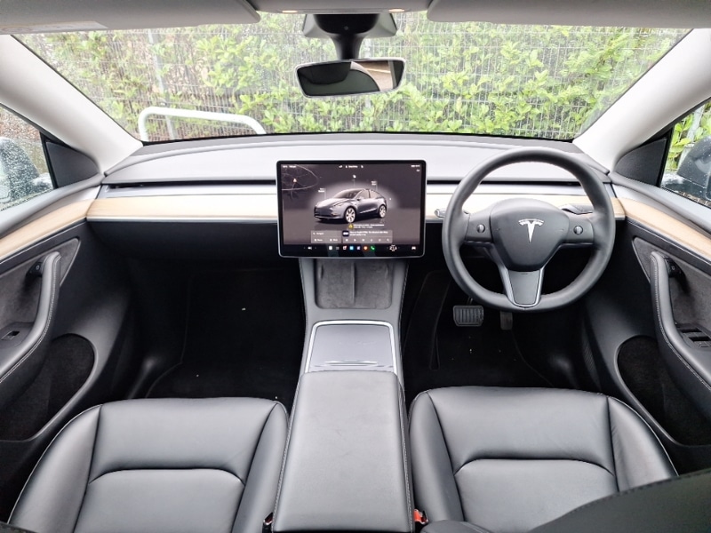 Used Tesla Model Y 2022 for sale - 77651980: Photo 2