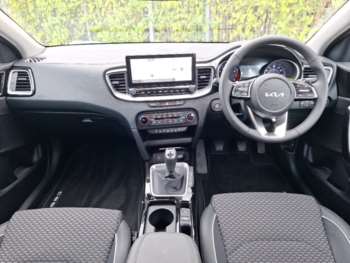 Used Kia Ceed 2025 for sale - 75369276: Photo