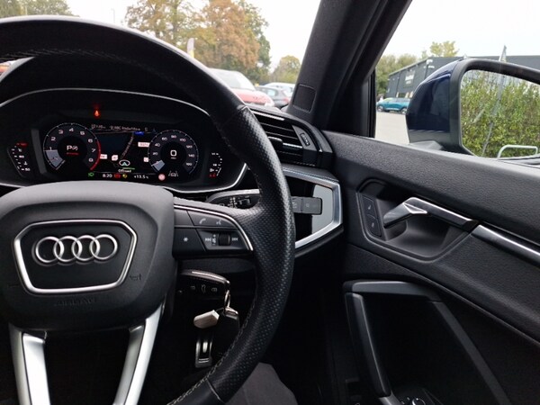 Used Audi Q3 2022 for sale - 76317652: Photo 19