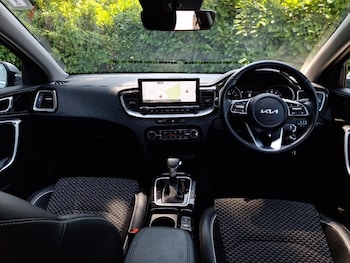 Used Kia Ceed 2023 for sale - 79086740: Photo