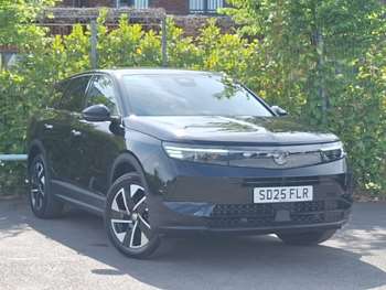 2025 - 1.2 Hybrid [136] Ultimate 5dr e-DCT6 [Pan Roof]