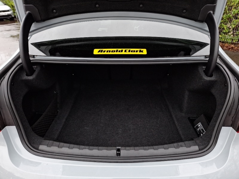 Used BMW 3 Series 2024 for sale - 77304184: Photo 8