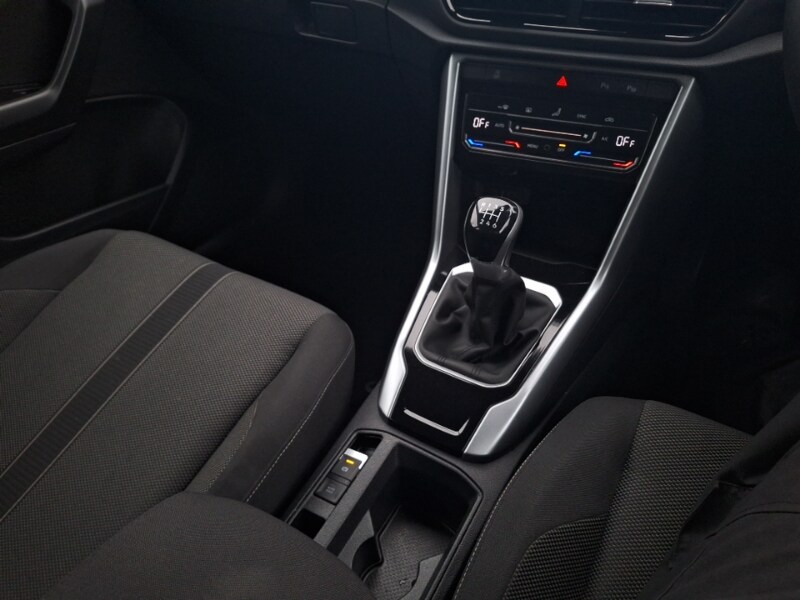 Used Volkswagen T-Roc 2022 for sale - 77908359: Photo 16