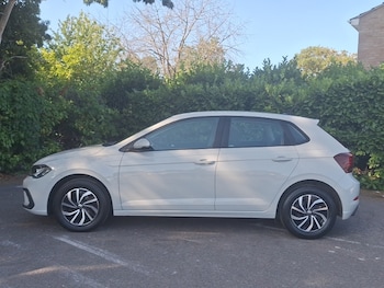 Used Volkswagen Polo 2024 for sale - 79534705: Photo