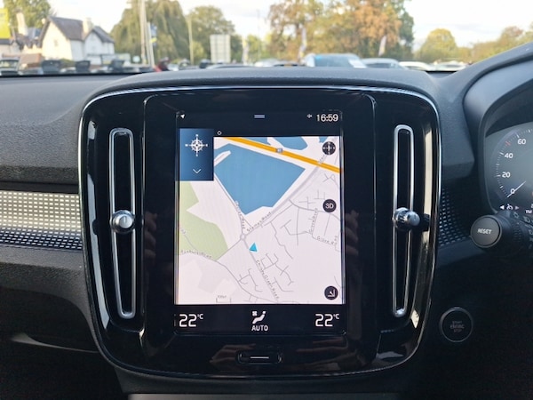 Used Volvo XC40 2021 for sale - 76208503: Photo 10