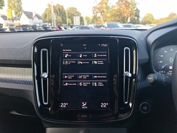 Used Volvo XC40 2021 for sale - 76208503: Photo 13