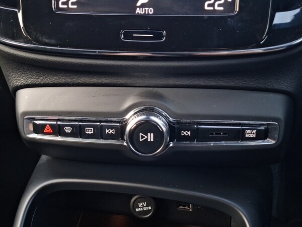 Used Volvo XC40 2021 for sale - 76208503: Photo 15