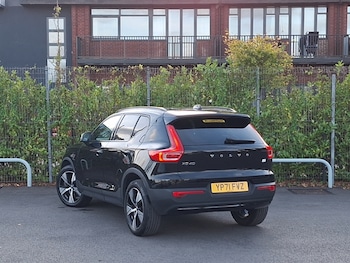 Used Volvo XC40 2021 for sale - 76208503: Photo 3