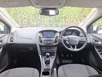 Used Ford Focus 2016 for sale - 75612680: Photo