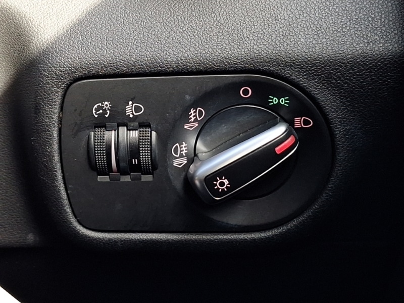 Used Audi A1 2018 for sale - 76636547: Photo 17