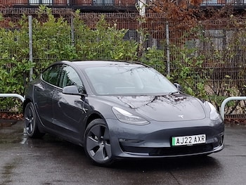 2022 - Long Range AWD 4dr Auto