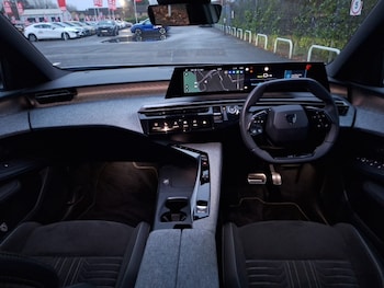 Used Peugeot 3008 2024 for sale - 77165304: Photo