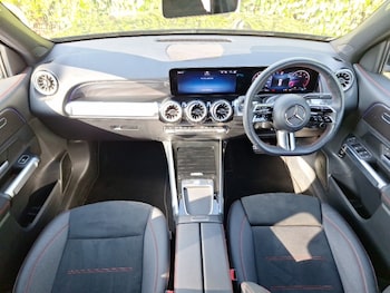 Used Mercedes-Benz GLB 2025 for sale - 78727637: Photo
