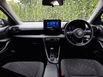 Used Toyota Yaris 2024 for sale - 78872285: Photo