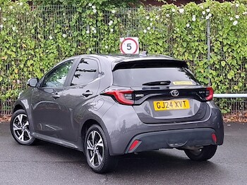 Used Toyota Yaris 2024 for sale - 78872285: Photo