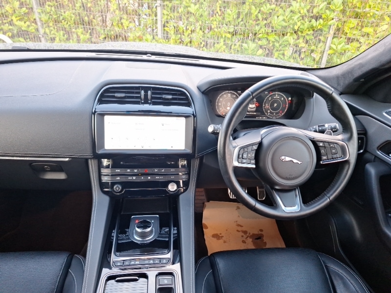 Used Jaguar F-Pace 2020 for sale - 76537254: Photo 2