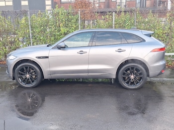 Used Jaguar F-Pace 2020 for sale - 76537254: Photo