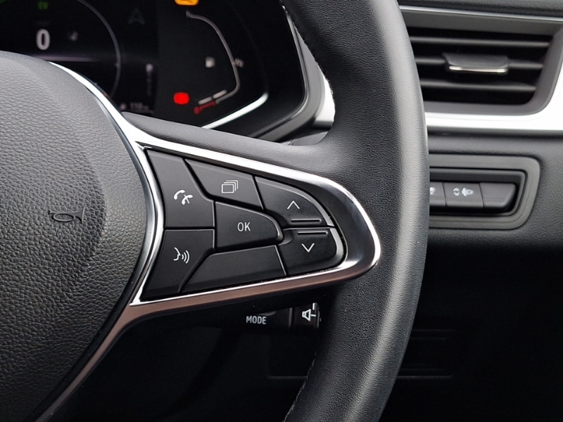 Used Renault Captur 2024 for sale - 76358841: Photo 19