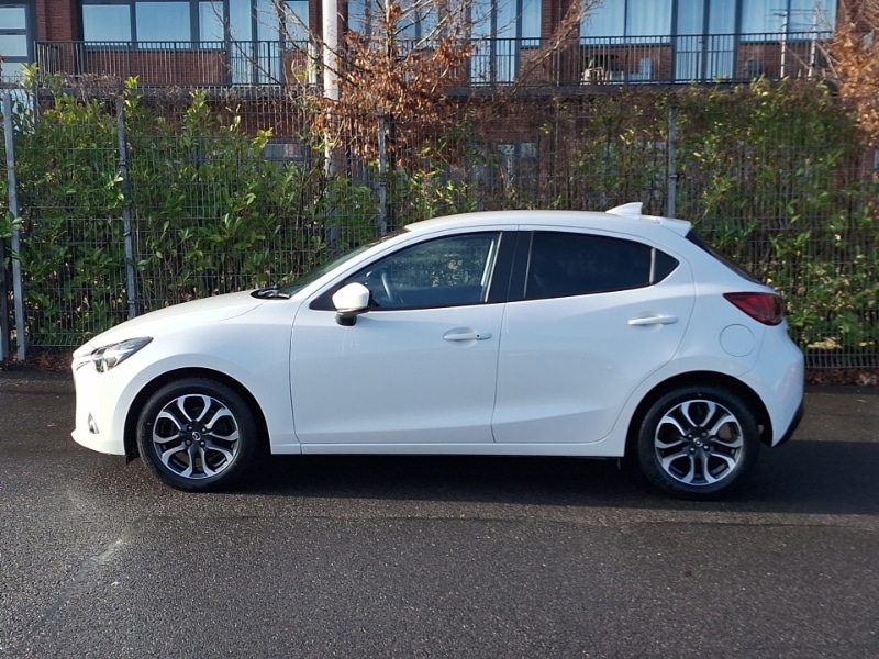 Used Mazda Mazda2 2017 for sale - 77548910: Photo 4