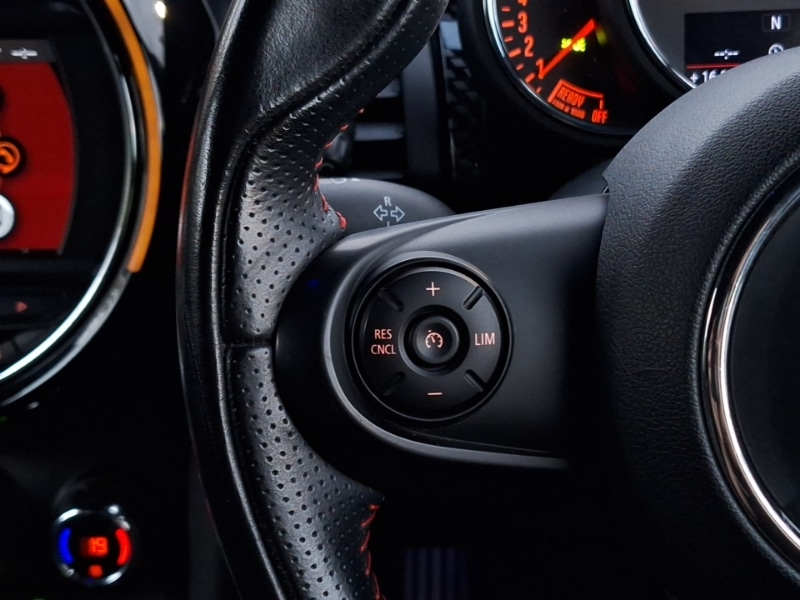 Used MINI Hatch 2018 for sale - 76498286: Photo 18