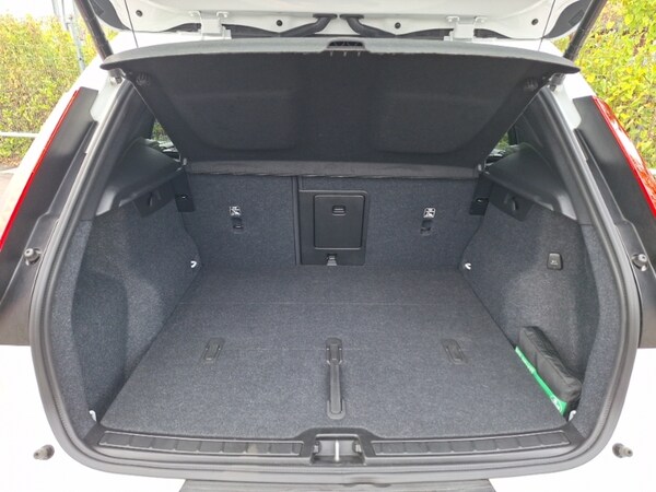 Used Volvo XC40 2024 for sale - 75608748: Photo 8