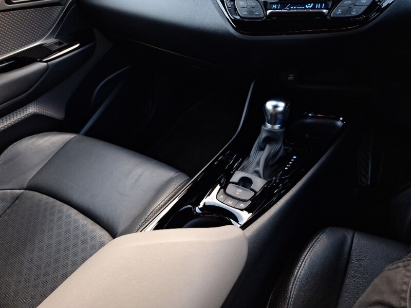 Used Toyota C-HR 2023 for sale - 77573401: Photo 16