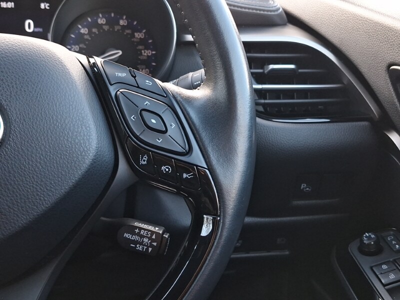 Used Toyota C-HR 2023 for sale - 77573401: Photo 19