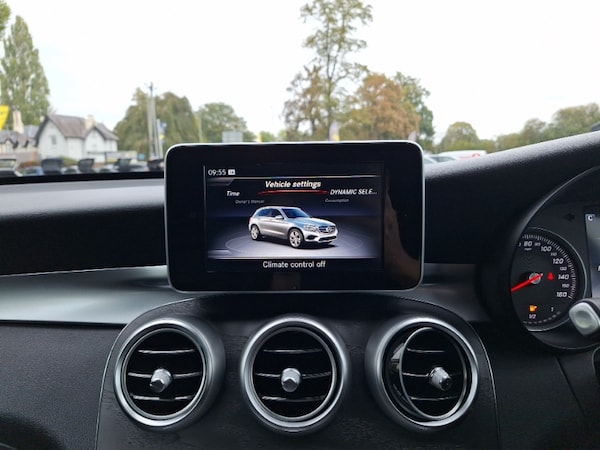 Used Mercedes-Benz GLC 2018 for sale - 76195249: Photo 13