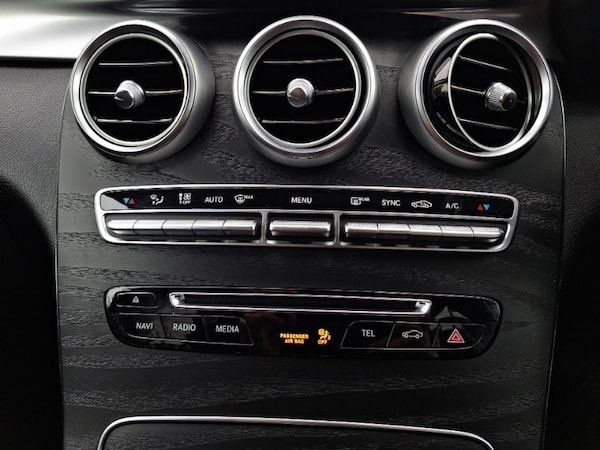 Used Mercedes-Benz GLC 2018 for sale - 76195249: Photo 14