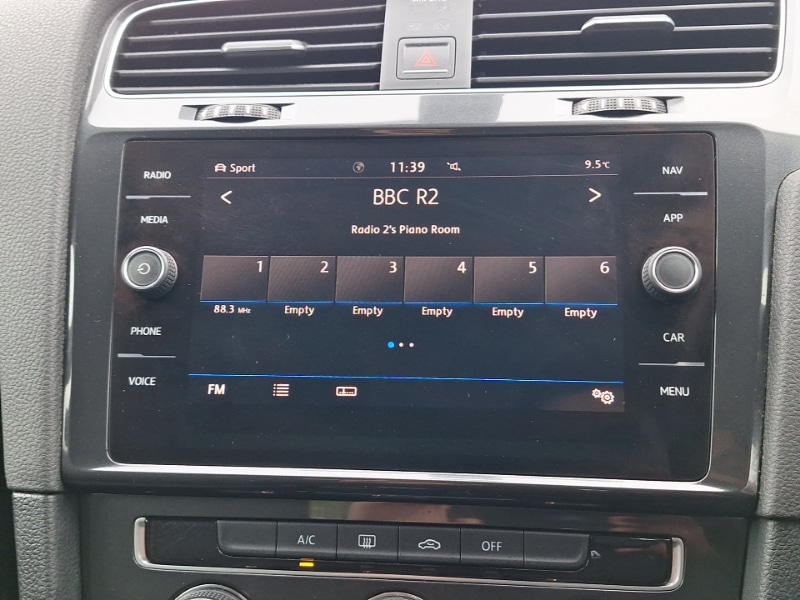 Used Volkswagen Golf 2017 for sale - 77644206: Photo 13