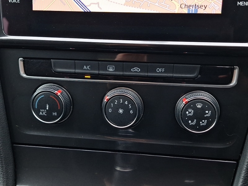 Used Volkswagen Golf 2017 for sale - 77644206: Photo 16