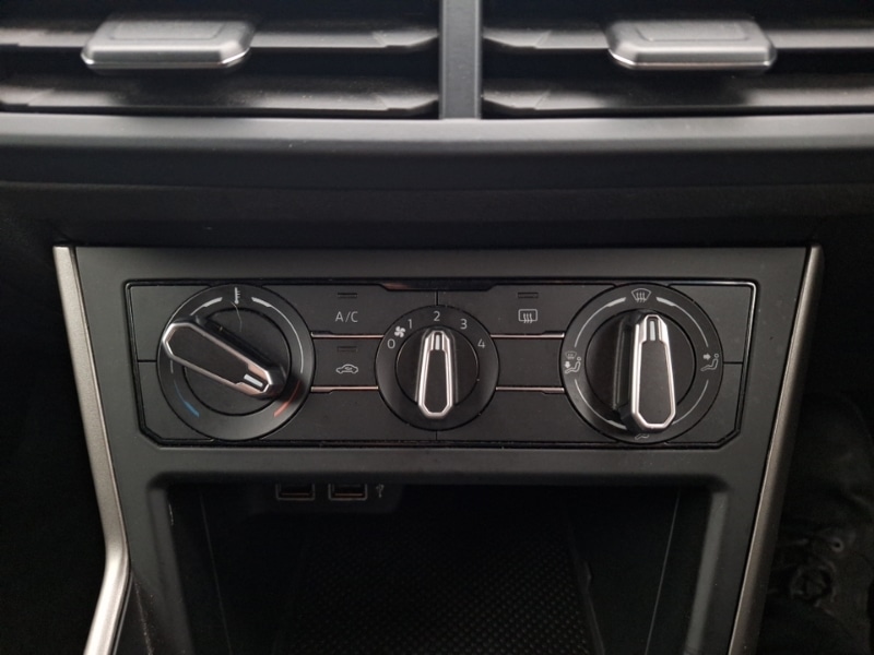 Used Volkswagen Polo 2020 for sale - 76343369: Photo 14
