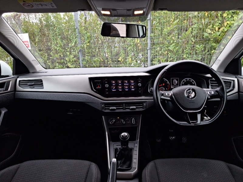 Used Volkswagen Polo 2020 for sale - 76343369: Photo 2