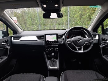 Used Renault Captur 2022 for sale - 76160575: Photo 2