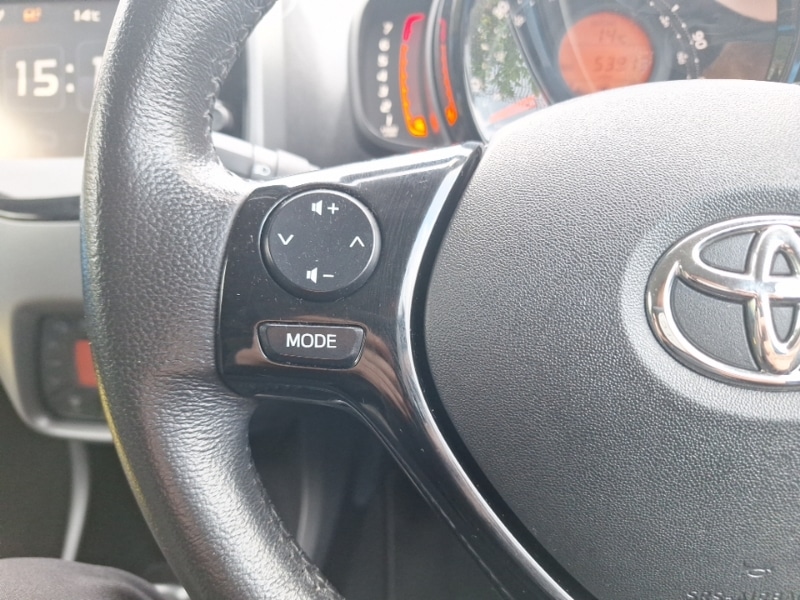 Used Toyota AYGO 2018 for sale - 76556657: Photo 18