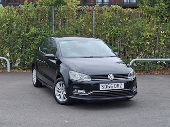 Used Volkswagen Polo 2015 for sale - 75645069: Photo