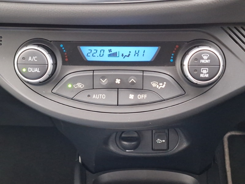 Used Toyota Yaris 2018 for sale - 76842741: Photo 16