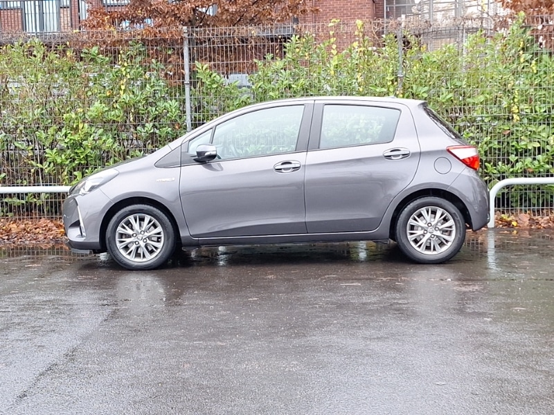 Used Toyota Yaris 2018 for sale - 76842741: Photo 4