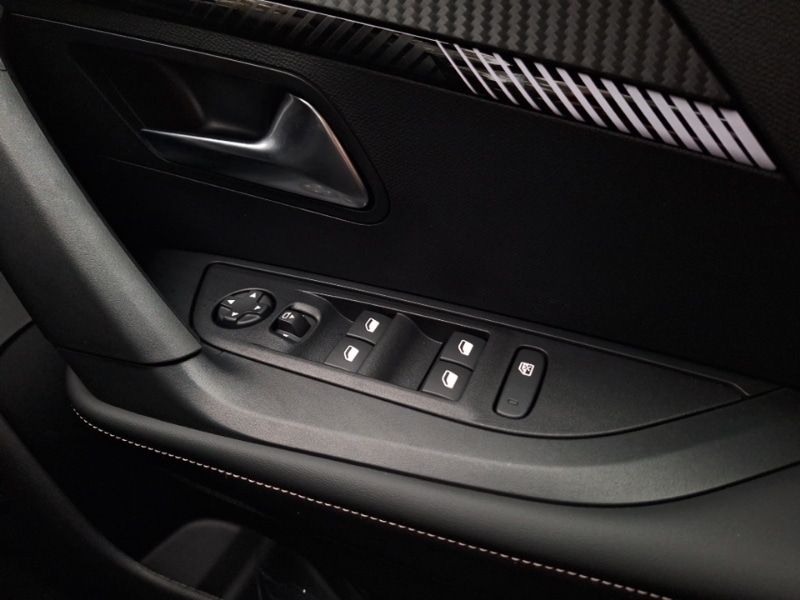 Used Peugeot 2008 2025 for sale - 76860793: Photo 17