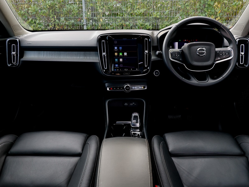 Used Volvo XC40 2024 for sale - 77736468: Photo 2