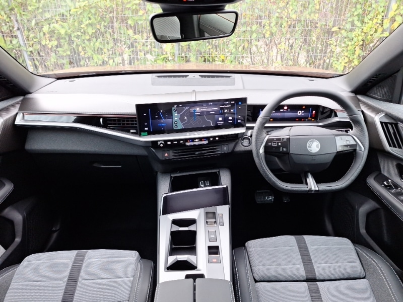 Used Vauxhall Grandland 2025 for sale - 76455815: Photo 2