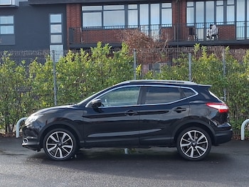 Used Nissan Qashqai 2016 for sale - 77352952: Photo