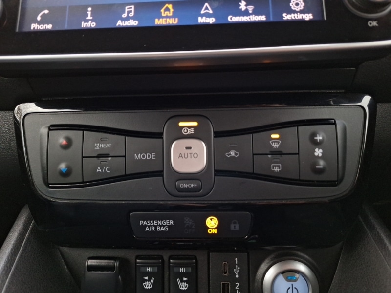 Used Nissan Leaf 2022 for sale - 77380000: Photo 14