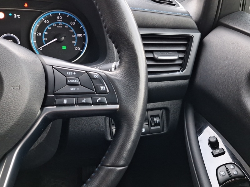 Used Nissan Leaf 2022 for sale - 77380000: Photo 19