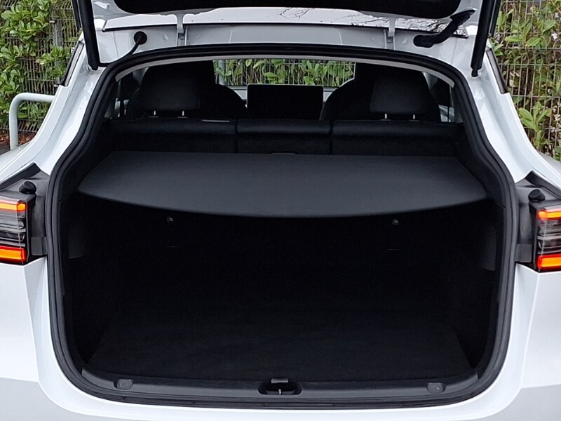 Used Tesla Model Y 2022 for sale - 77299554: Photo 8