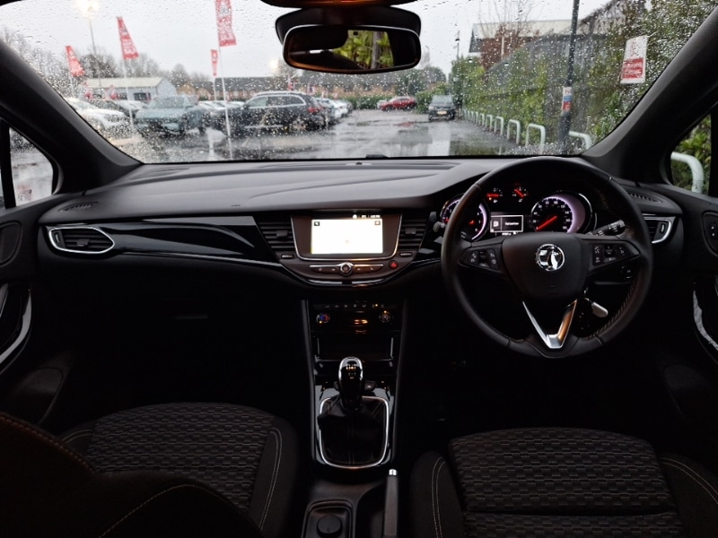 Used Vauxhall Astra 2019 for sale - 77466169: Photo 2