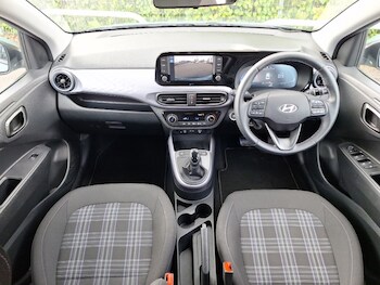 Used Hyundai i10 2024 for sale - 78268910: Photo