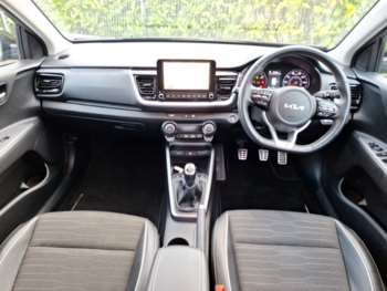 Used Kia Stonic 2022 for sale - 74988548: Photo