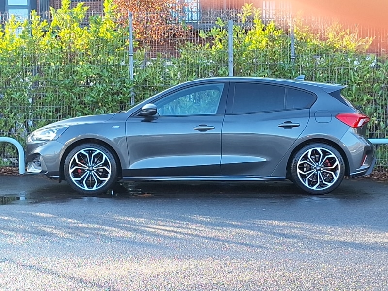 Used Ford Focus 2022 for sale - 76879830: Photo 4